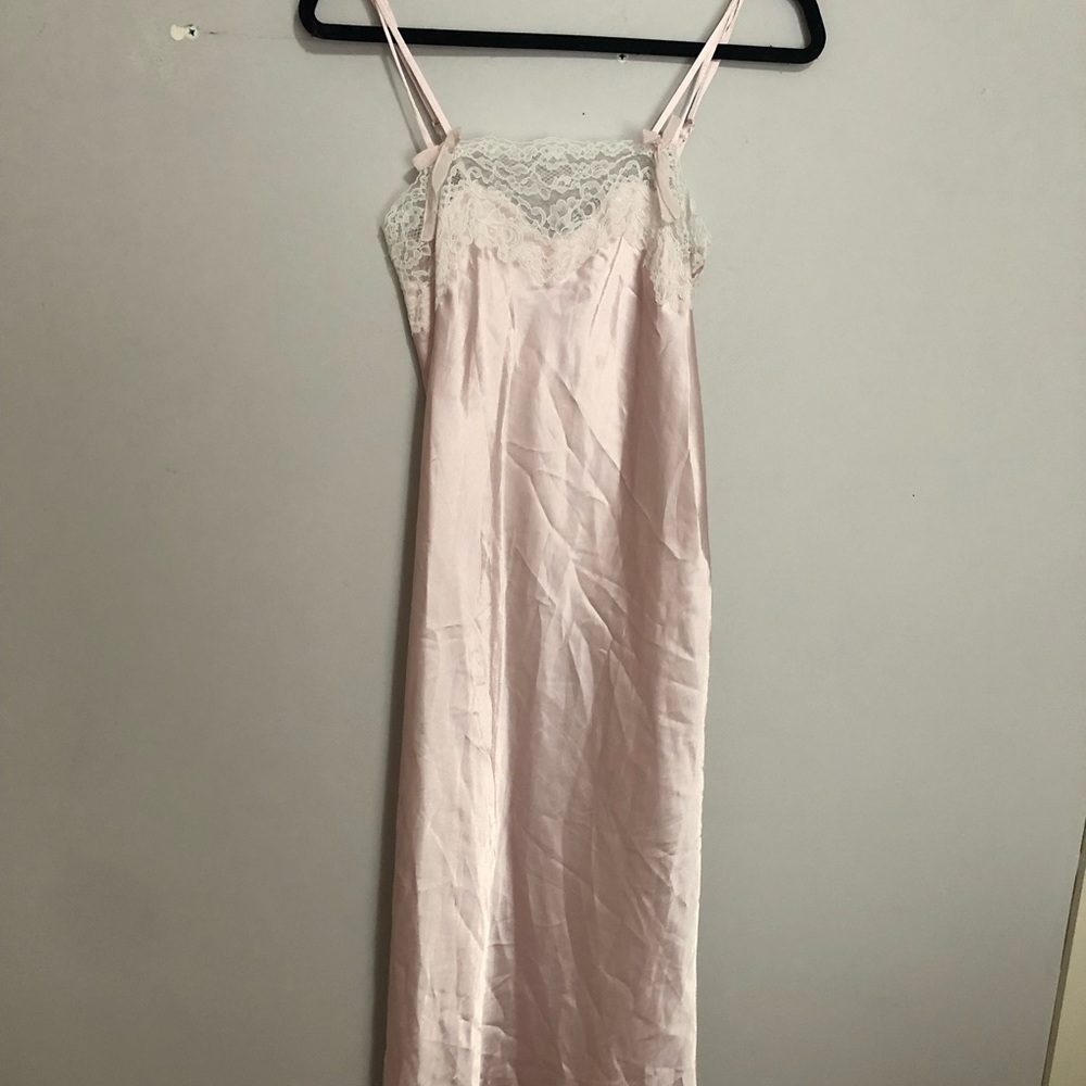 Oscar de La renta ballet pink nightie slip